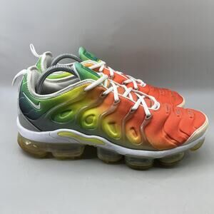 Nike Air VaporMax Plus Running Shoes Mens Size 10.5 Rainbow Comfort Low Sneakers